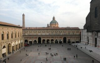 piazza maggiore bologna